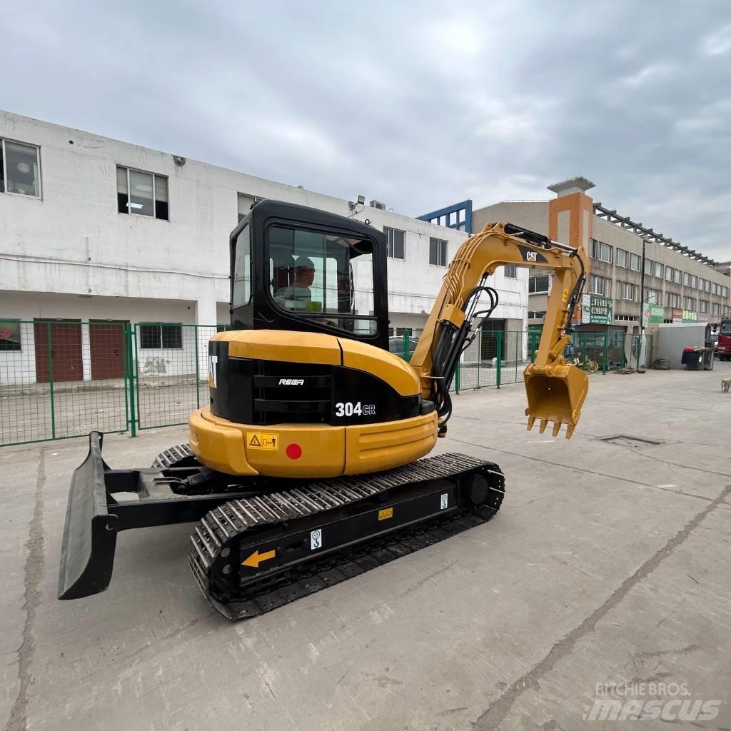 CAT 304 Excavatoare pe șenile
