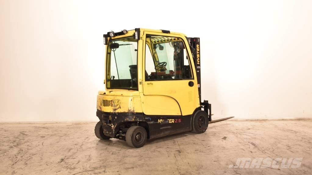 Hyster J2.5XN Stivuitor electric