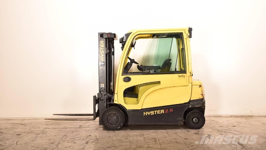 Hyster J2.5XN Stivuitor electric