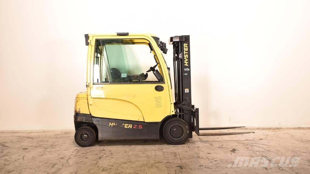 Hyster J2.5XN Stivuitor electric