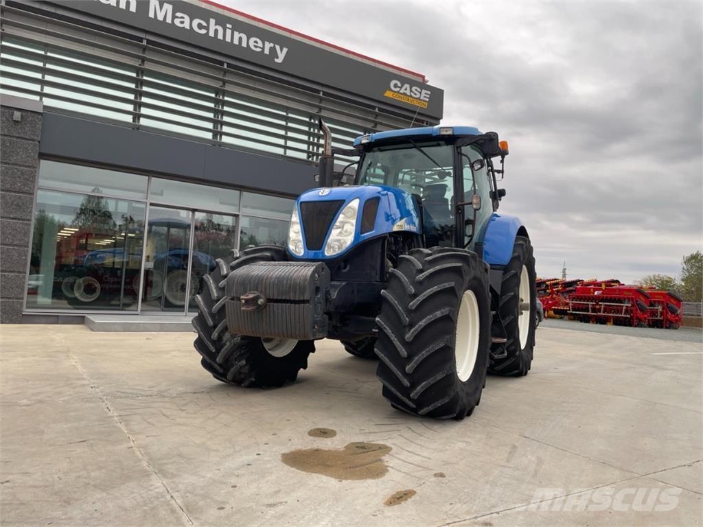 New Holland T7050 Tractoare