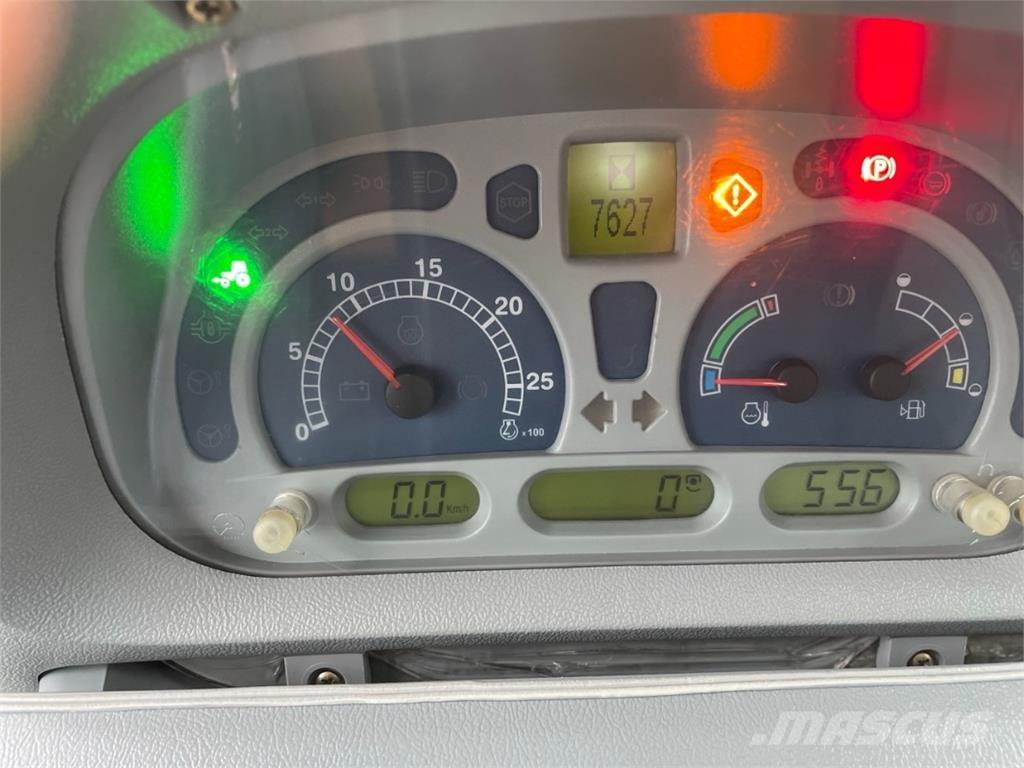 New Holland T7050 Tractoare