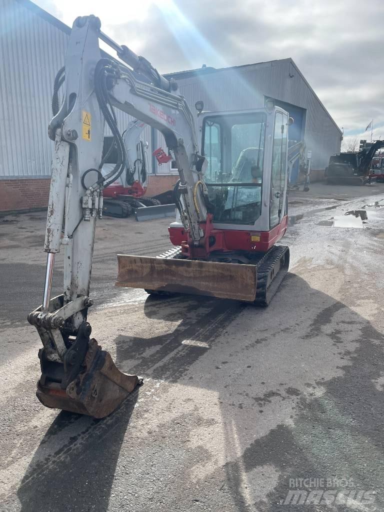 Takeuchi TB 235 Mini excavatoare < 7t