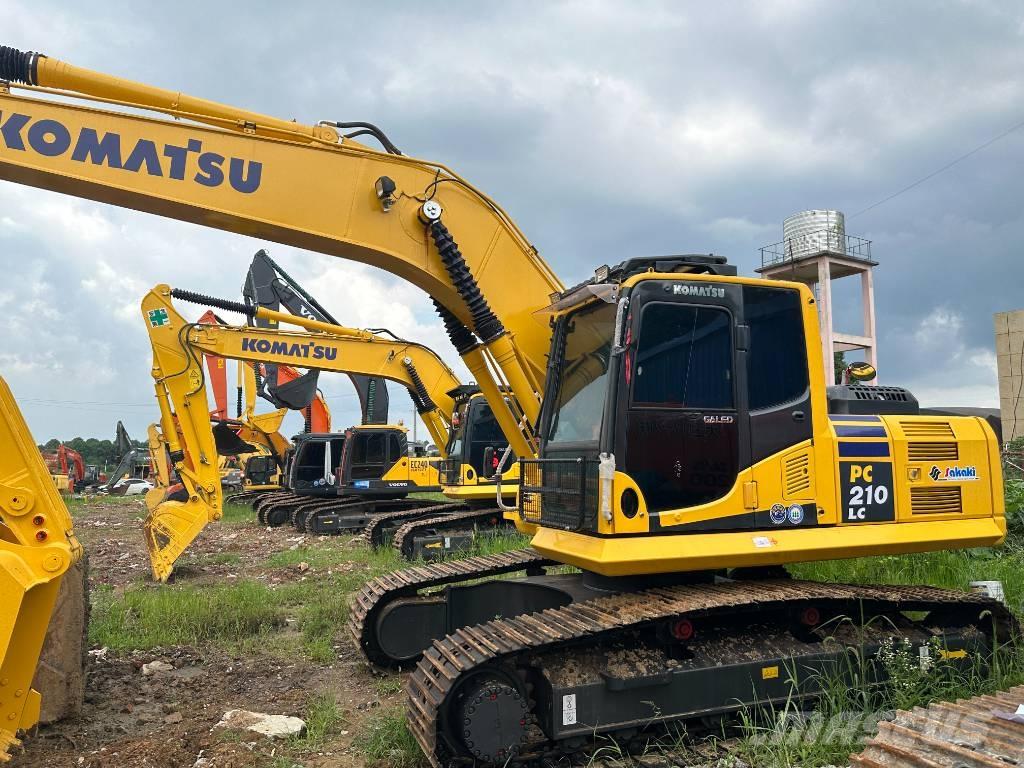 Komatsu PC 210-8 Excavatoare pe șenile
