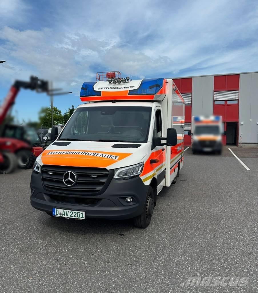 Mercedes-Benz 100 D Ambulante