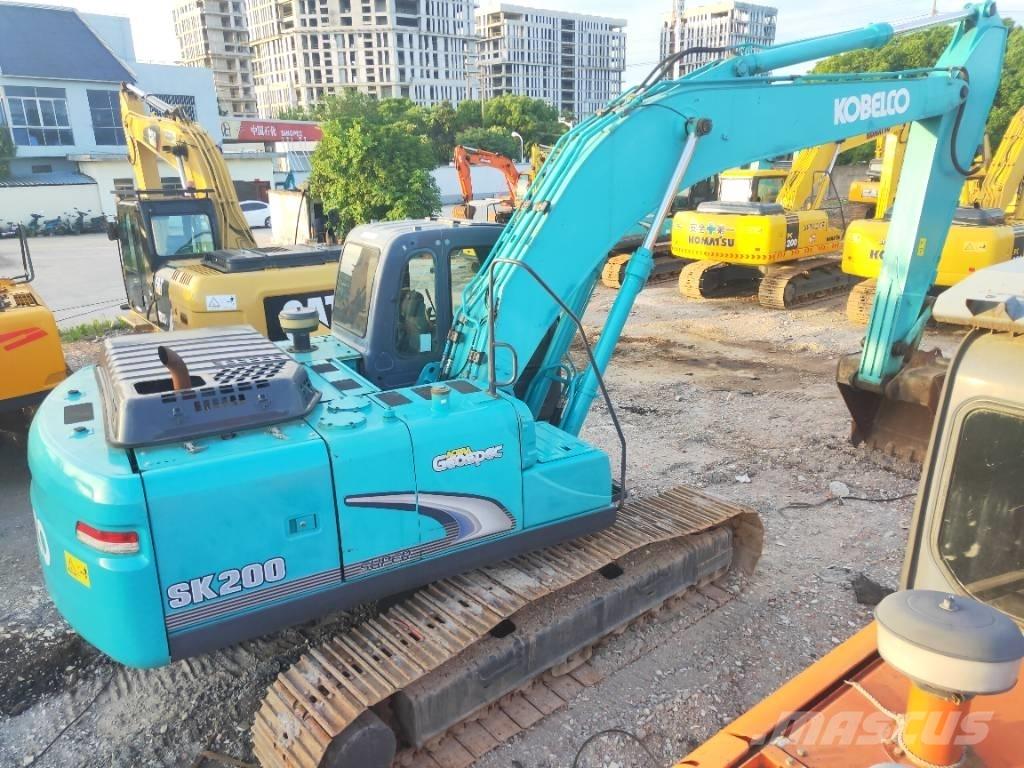 Kobelco SK 200-8 Excavatoare pe șenile
