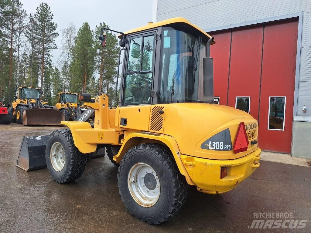 Volvo L30B AURALLA Incarcator pe pneuri
