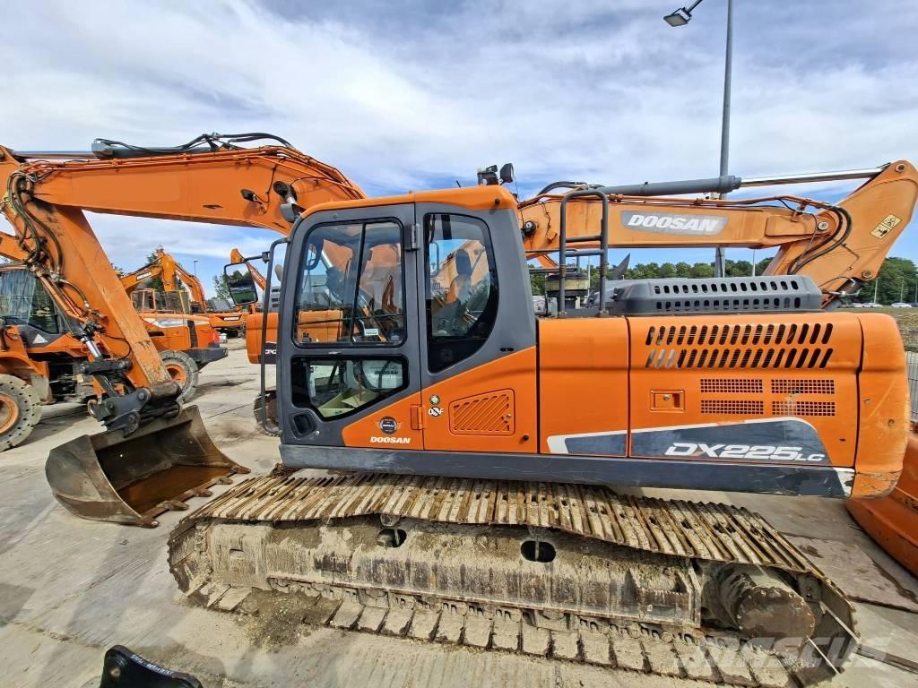 Doosan DX 225 LC-5 Excavatoare pe șenile
