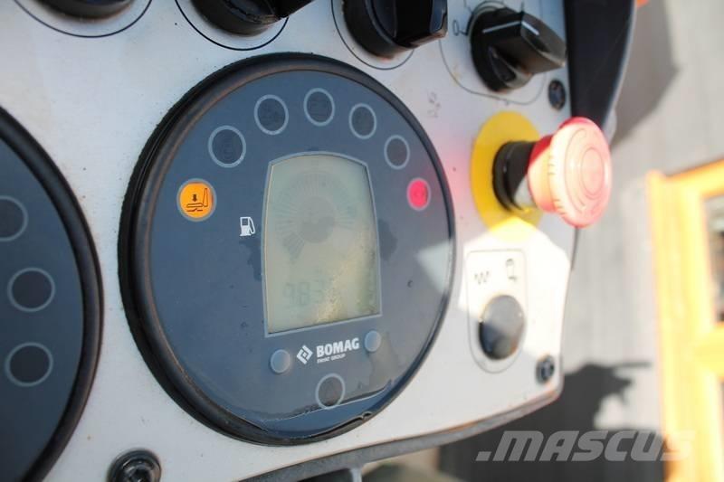 Bomag BW 135 AD-5 Cilindri compactori dubli