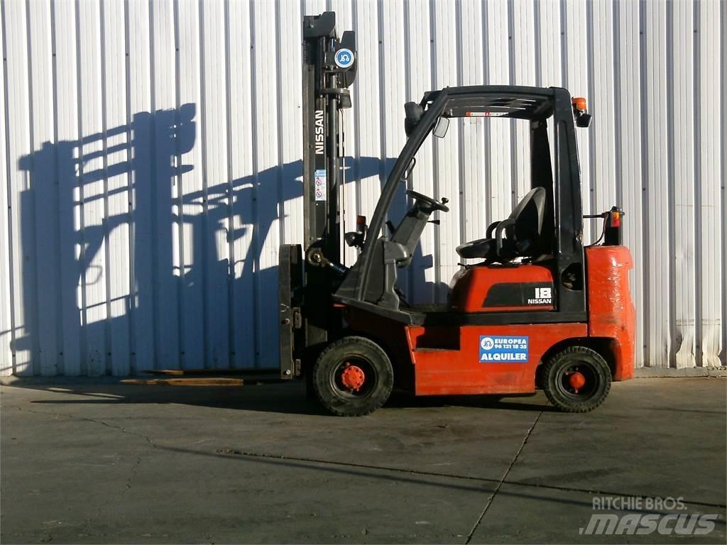 Nissan FD01A18Q Stivuitor diesel