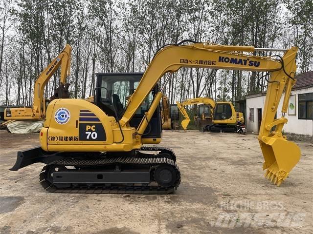 Komatsu PC70-8 Excavatoare pe șenile
