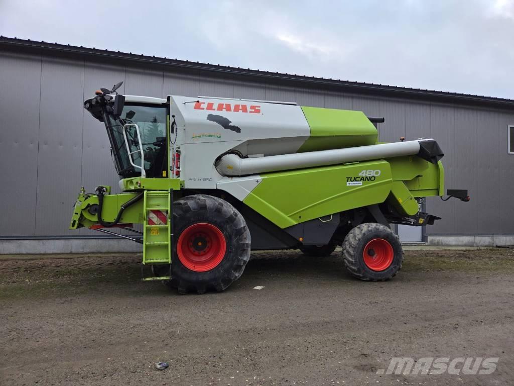 CLAAS Tucano 480 Combine de secerat