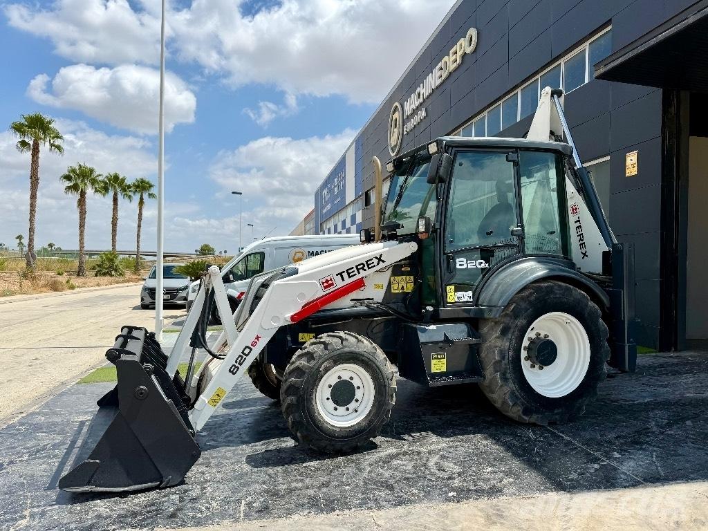 Terex 820 Buldoexcavatoare