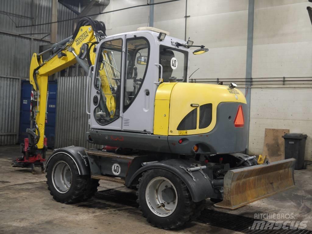 Wacker Neuson EW 100 Excavatoare cu roti