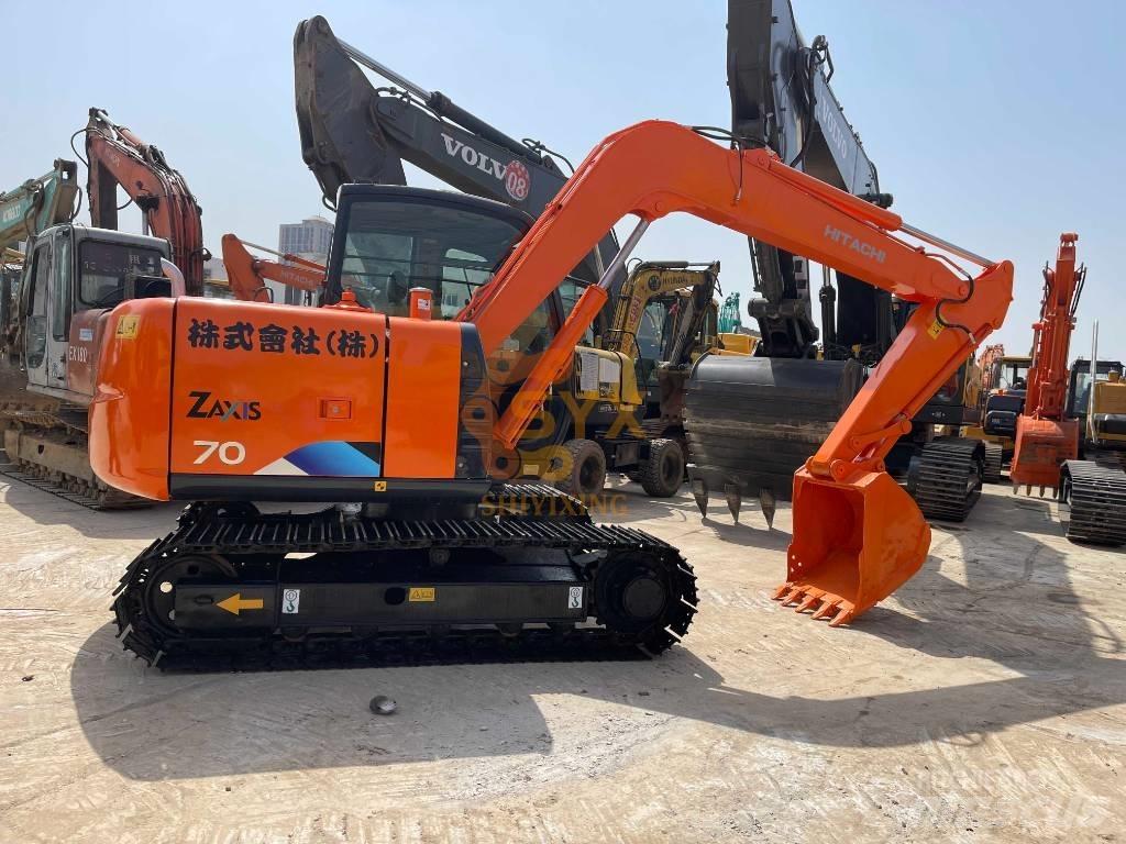 Hitachi ZX 70 Excavatoare 7t - 12t