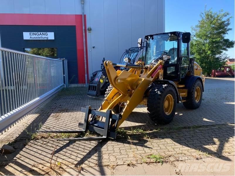 CAT 908 HL Incarcator pe pneuri