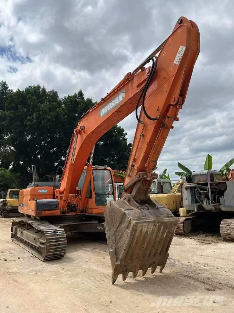 Doosan DX300LC Excavatoare cu brat lung