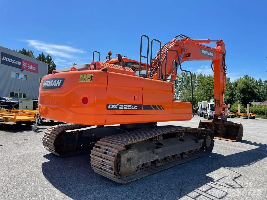 Doosan DX 225 LC-3 Excavatoare pe șenile
