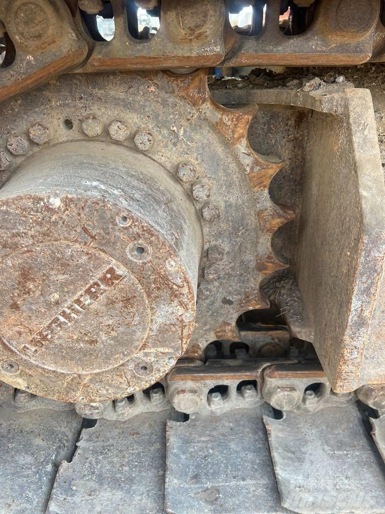 Liebherr 916 Excavatoare pe șenile
