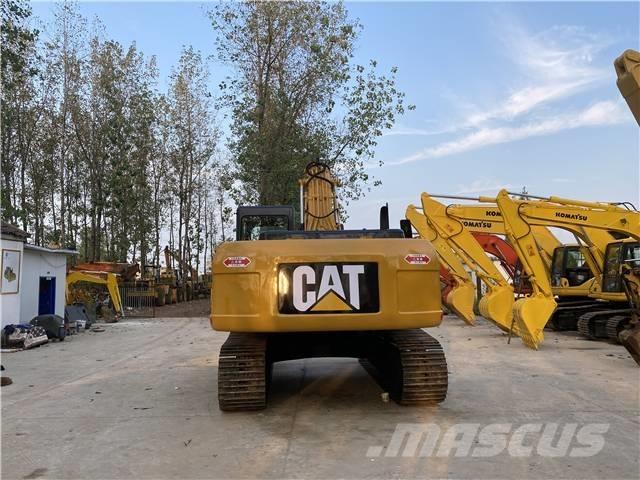 CAT 320D Excavatoare pe șenile

