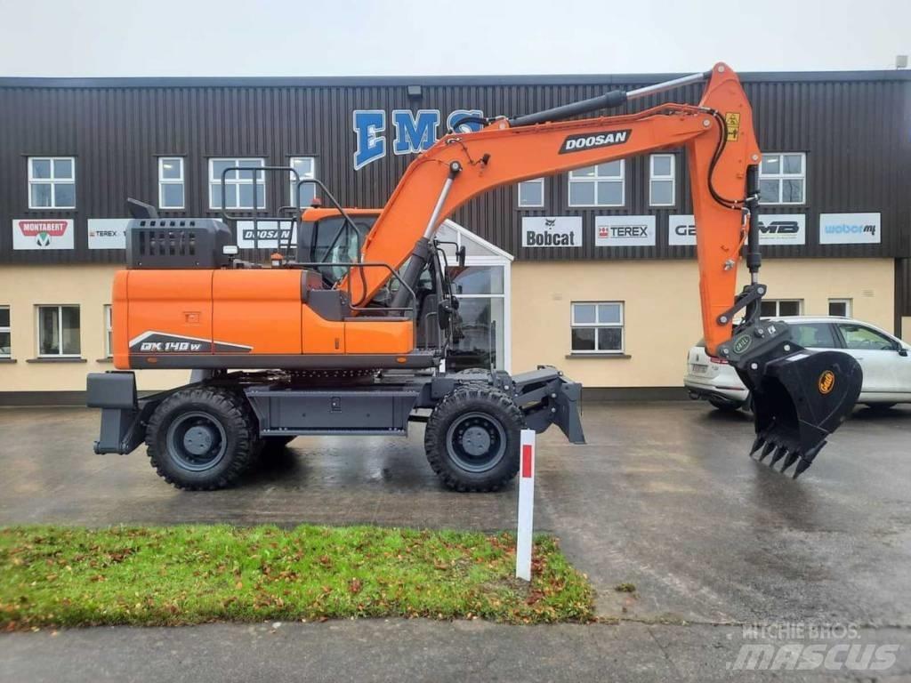 Doosan Dx140W-7 Excavatoare cu roti