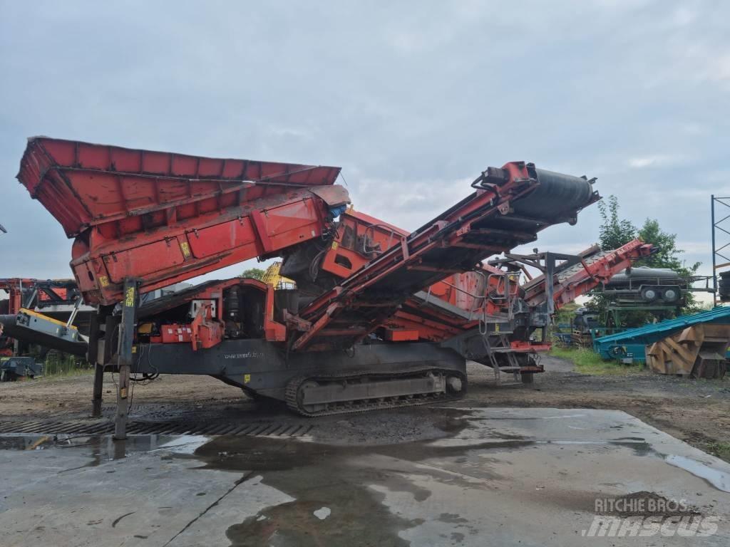 Terex Finlay 883+ Dispozitive mobile de cernut