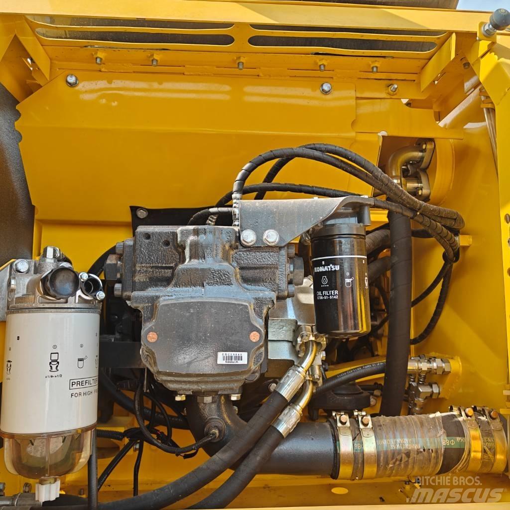 Komatsu 200-8N1 Excavatoare pe șenile
