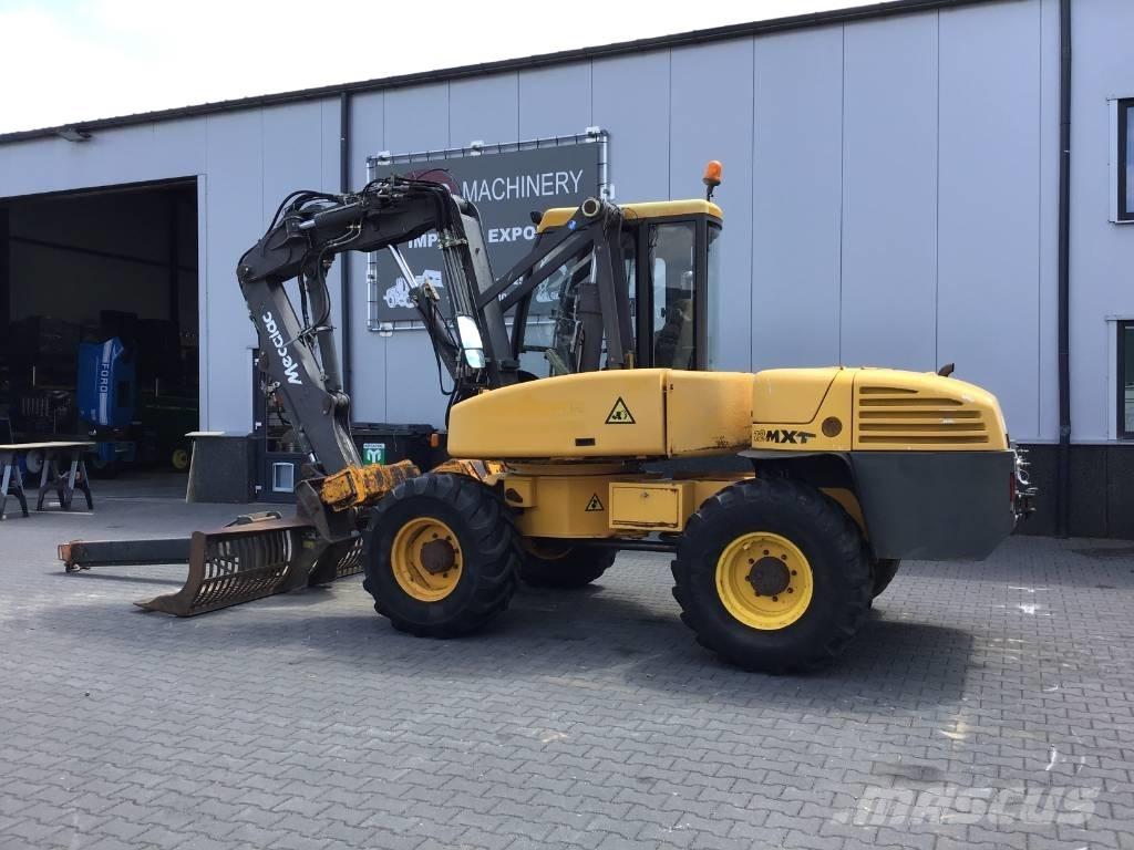 Mecalac 12 MXT Excavatoare cu roti