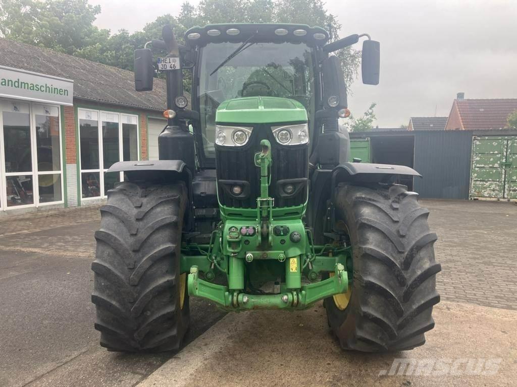 John Deere 6250R Tractoare