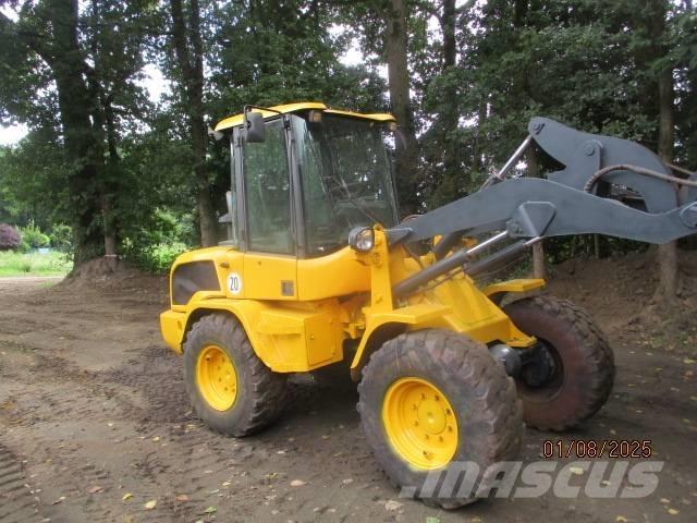 Volvo L 30 Incarcator pe pneuri