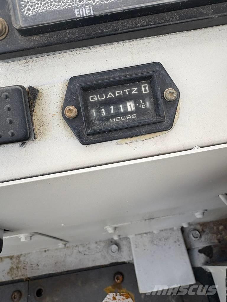 IHI IC 35 Autobasculante cu senile