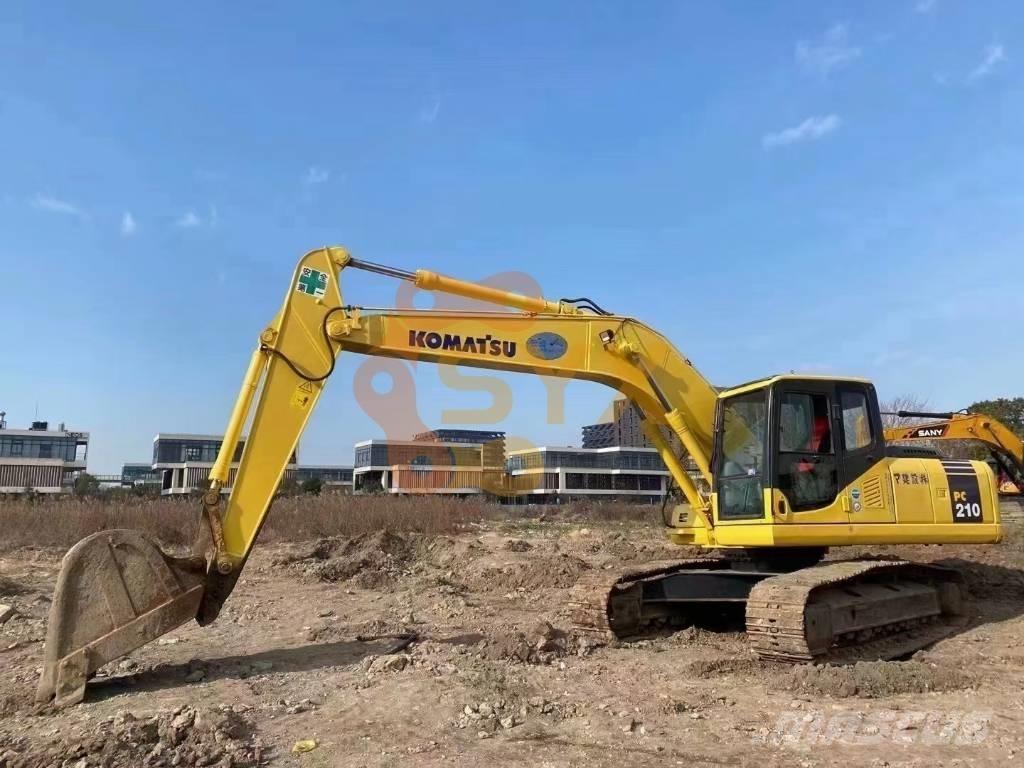 Komatsu PC 210-7 Excavatoare pe șenile
