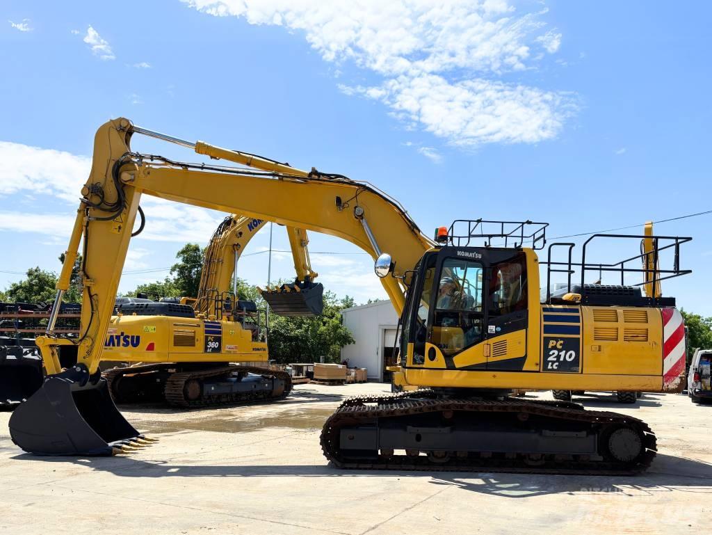 Komatsu PC210LC-11 Excavatoare pe șenile
