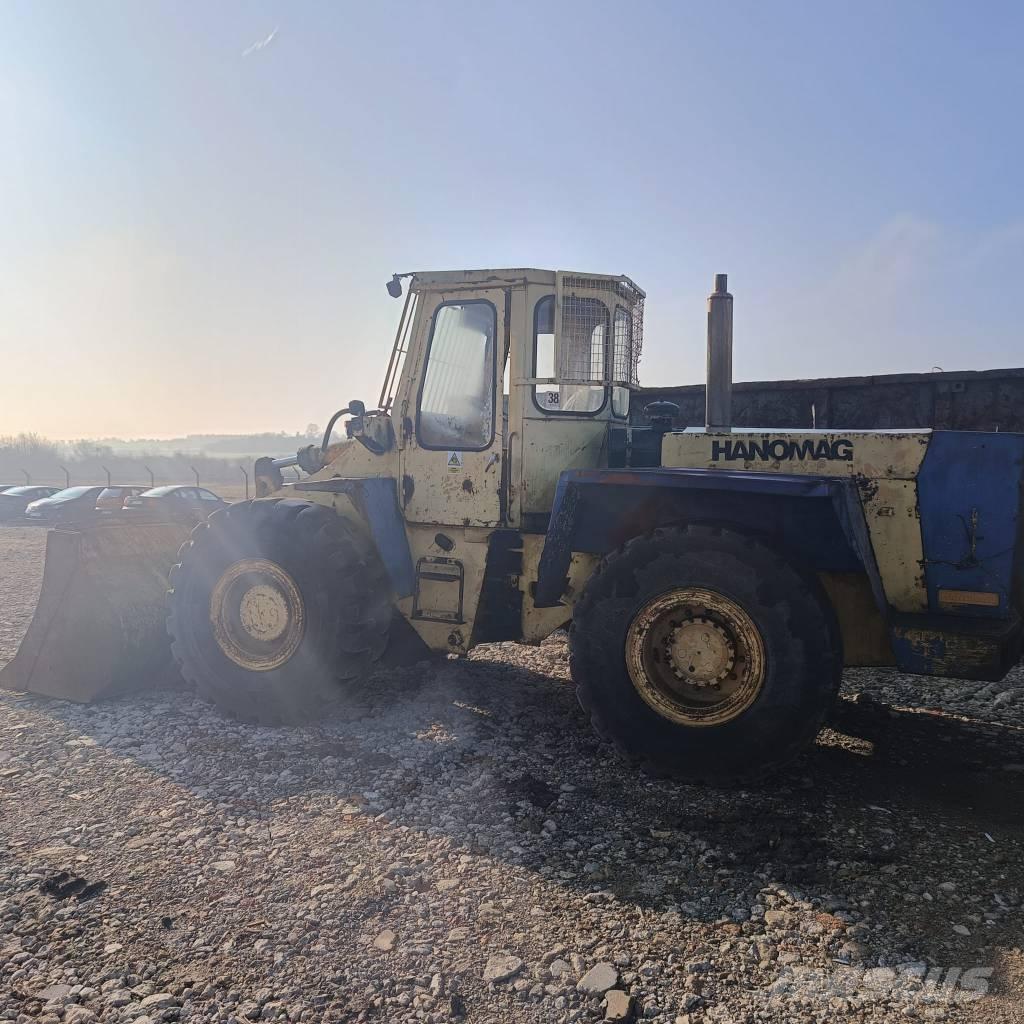 Hanomag C55 Incarcator pe pneuri