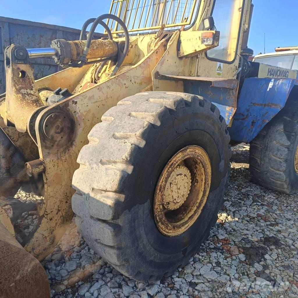 Hanomag C55 Incarcator pe pneuri