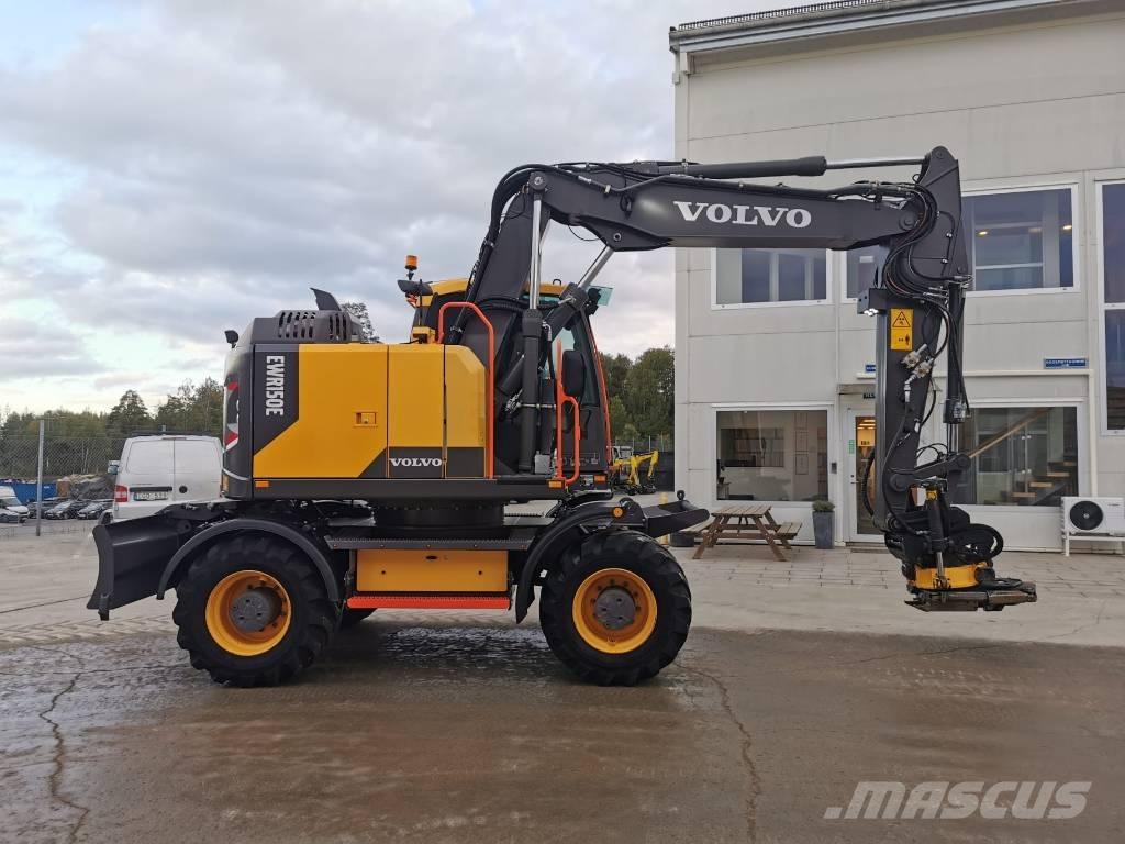Volvo EWR 150 E Excavatoare cu roti