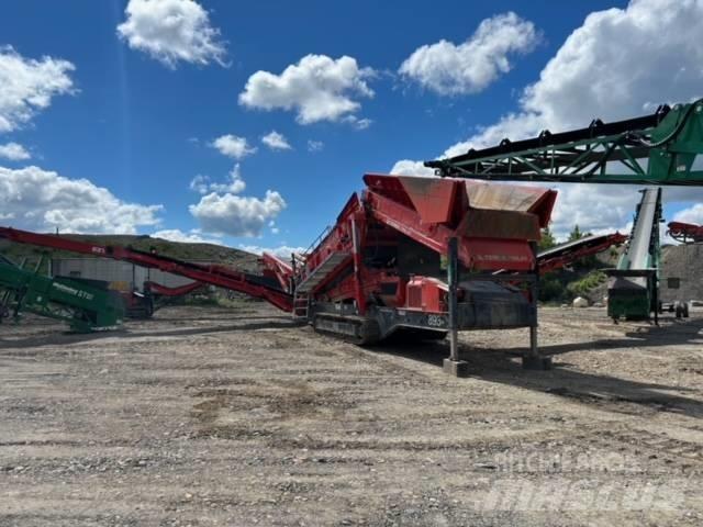 Terex Finlay 893 Cernuitoare