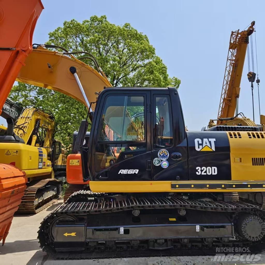 CAT 320 D Excavatoare pe șenile
