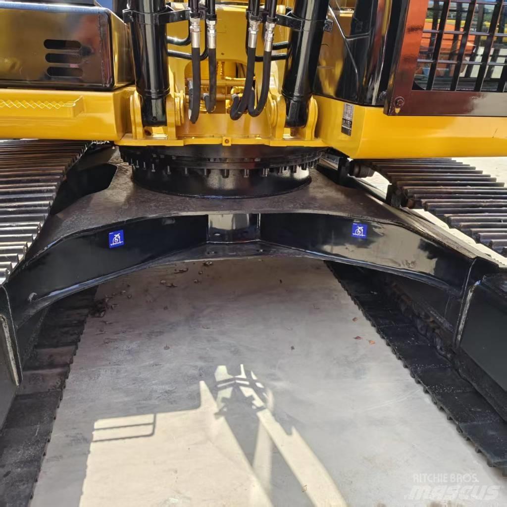 CAT 320 D Excavatoare pe șenile

