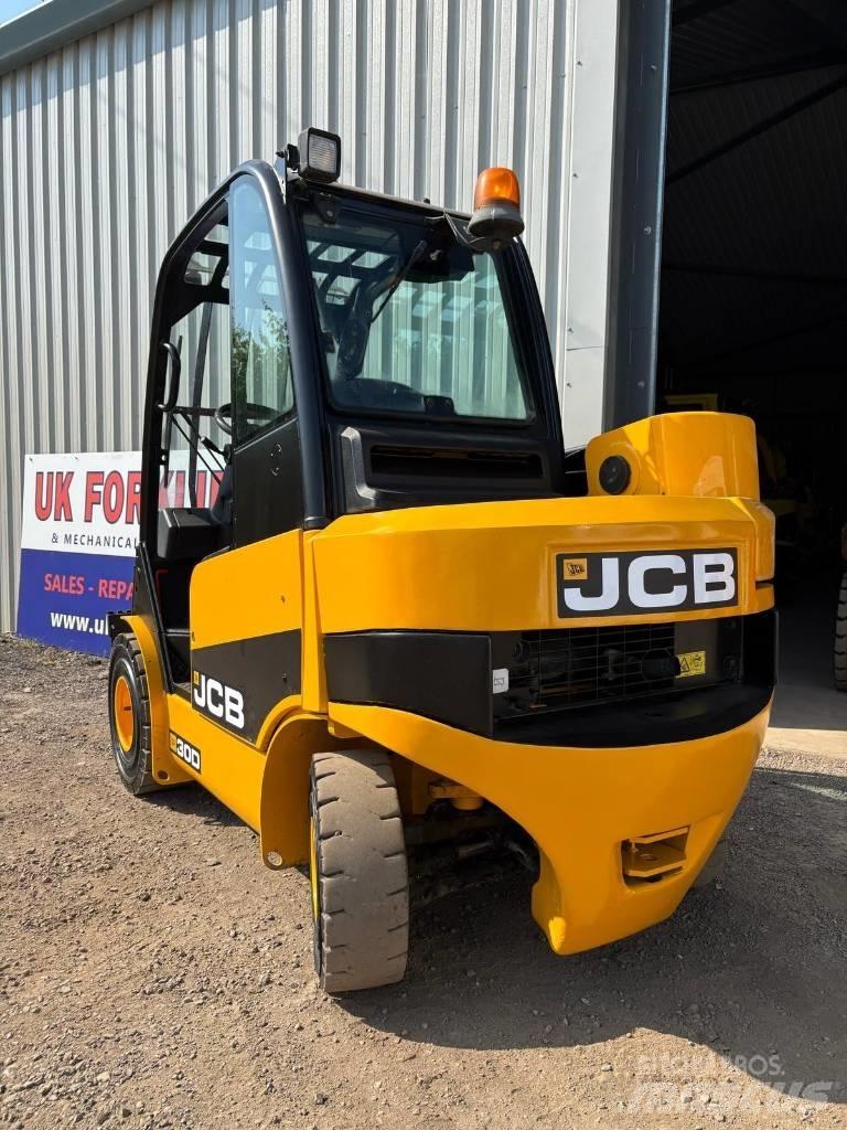 JCB TLT 30 D Stivuitoare telescopice