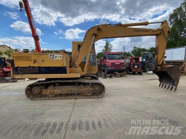 CAT 215 Excavatoare pe șenile

