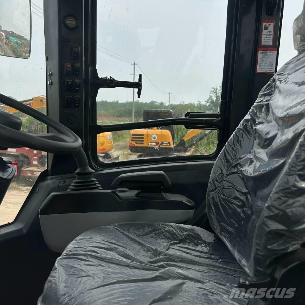 LiuGong 856 H Incarcator pe pneuri