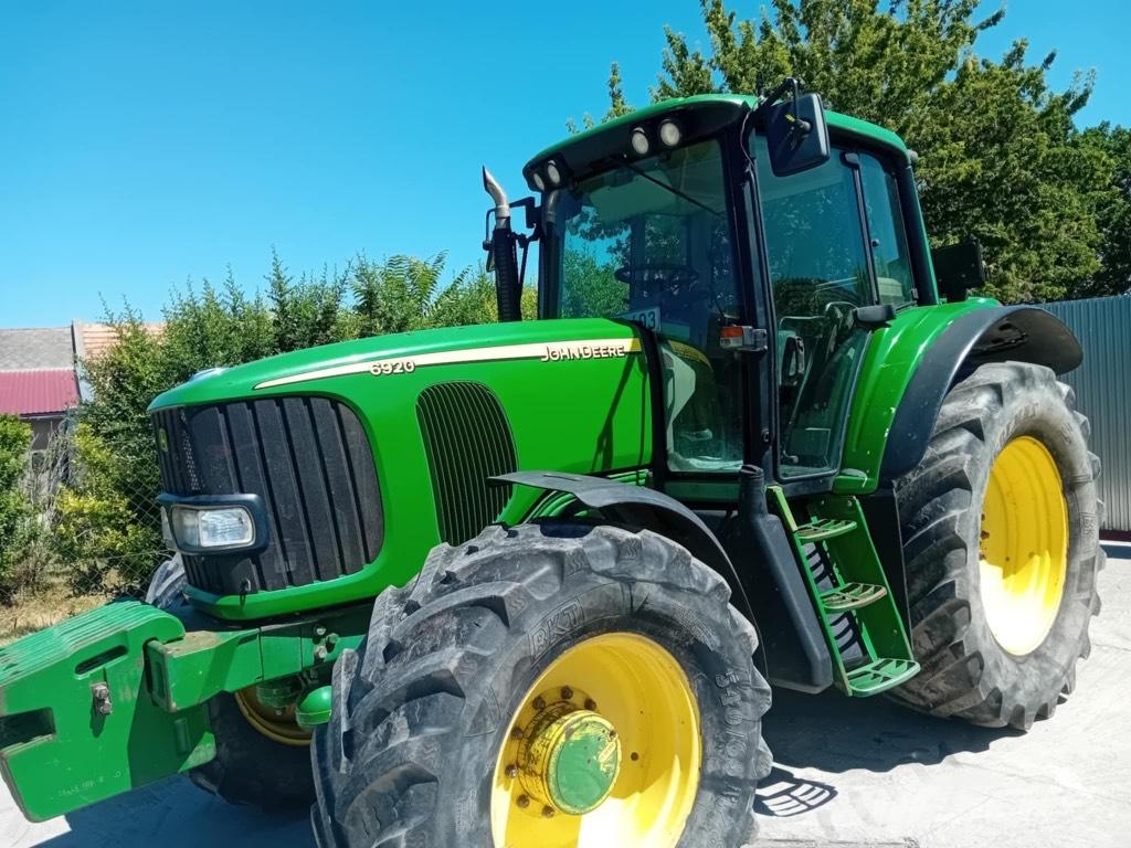 John Deere 6920 Tractoare