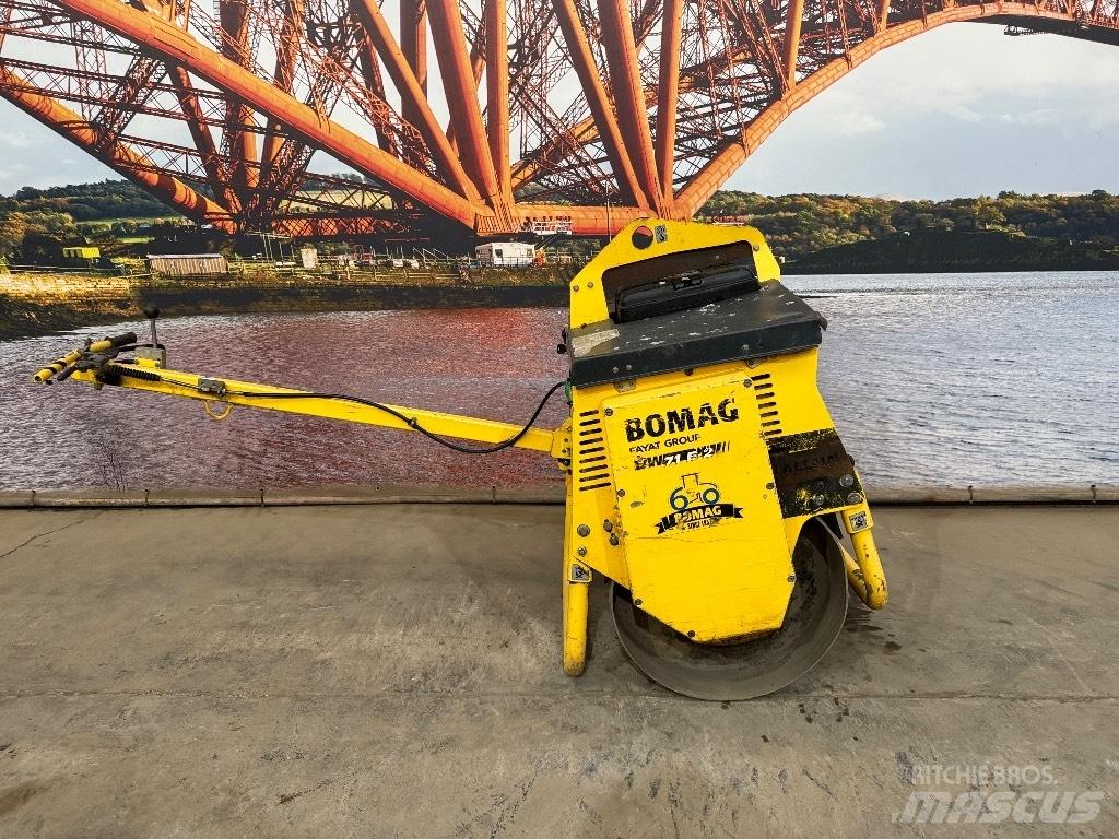 Bomag BW 71 E-2 Compactoare monocilindrice
