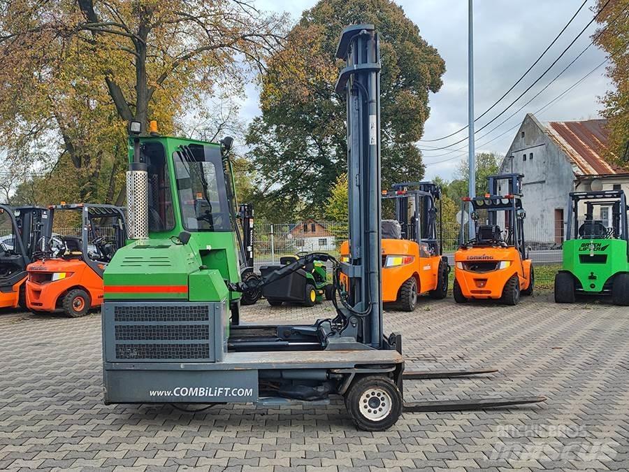 Combilift C4000 Stivuitoare cu patru brate