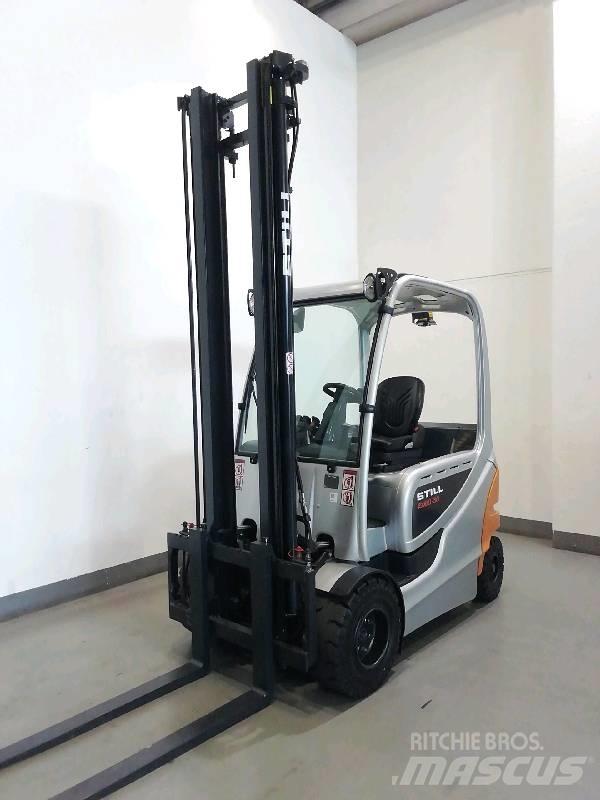 Still RX 60-30 Stivuitor electric