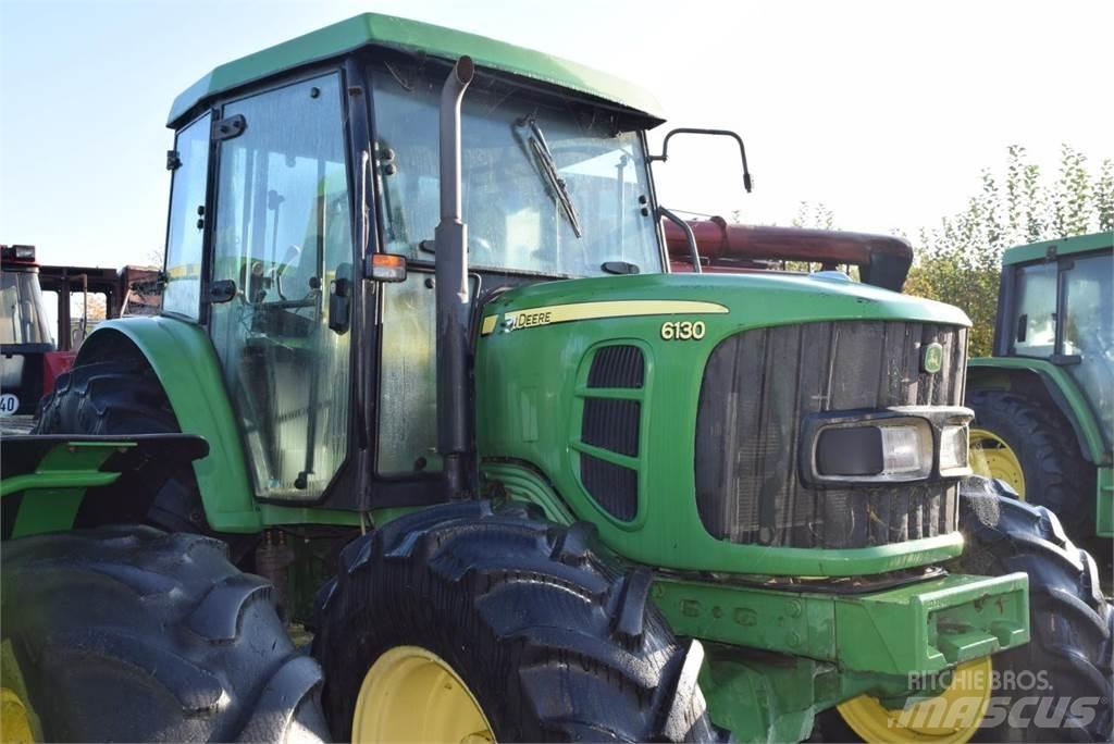 John Deere 6130 Tractoare
