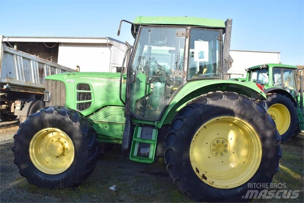 John Deere 6130 Tractoare