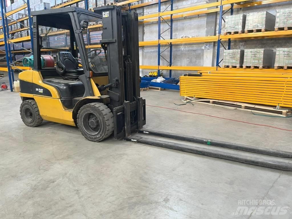 CAT CAT GP30N Stivuitor GPL