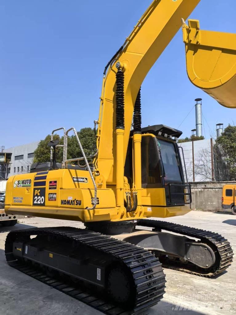 Komatsu PC 220-8 Excavatoare pe șenile

